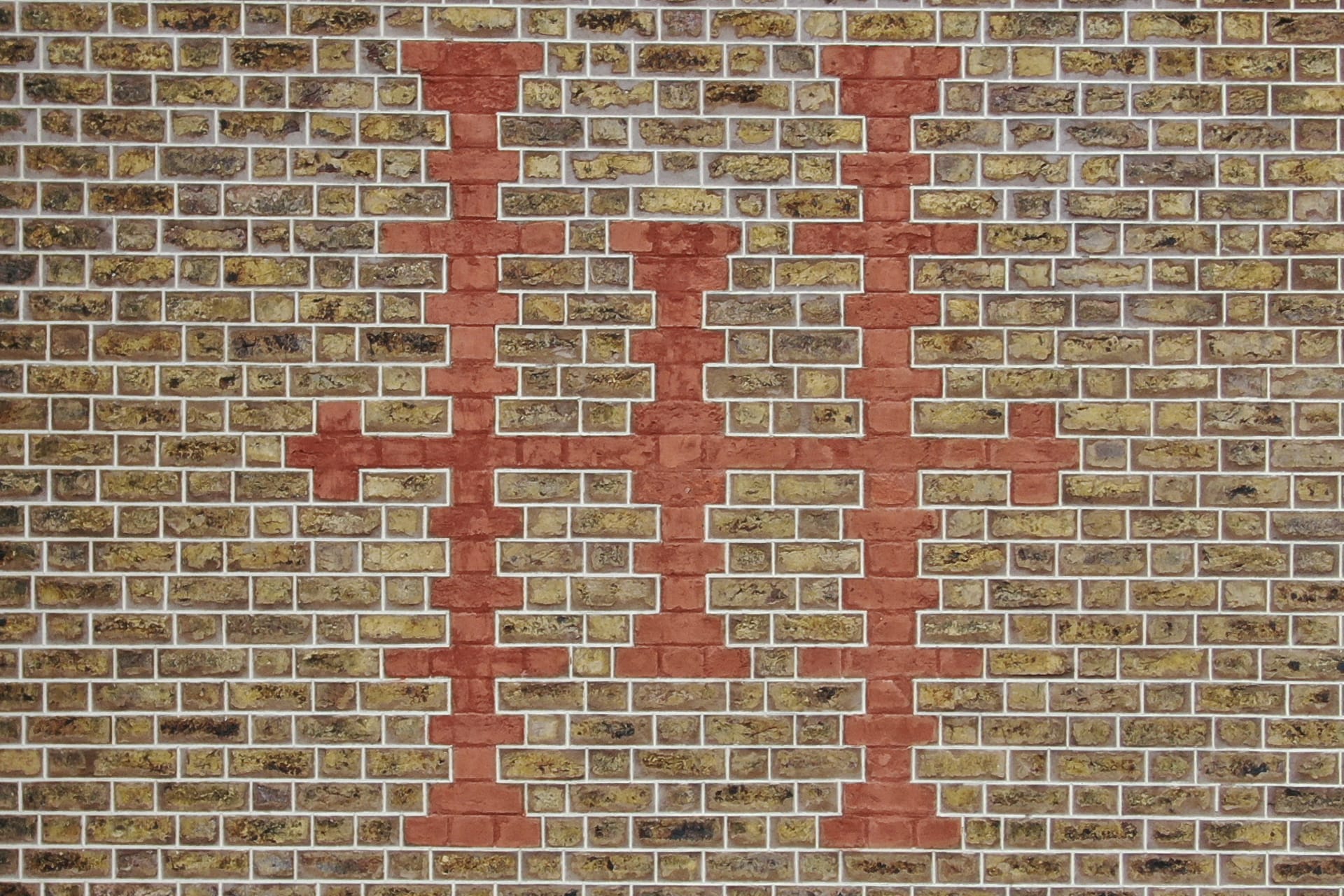 Hamilton House - H feature on side of build